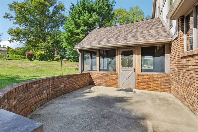 168 Cunningham Ln, Neshannock Twp, PA 16105