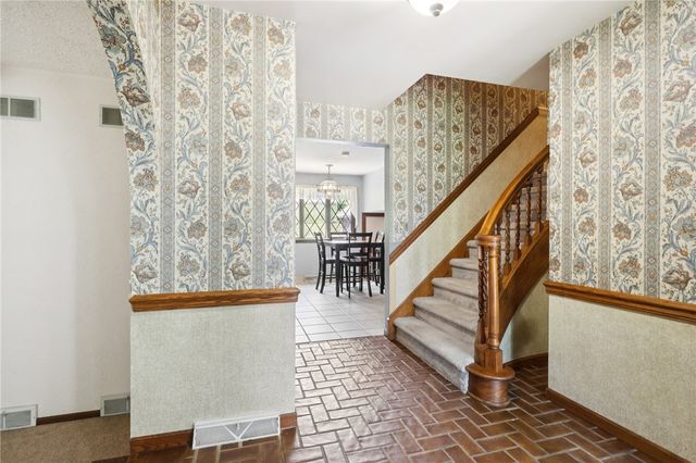 168 Cunningham Ln, Neshannock Twp, PA 16105