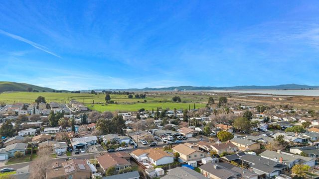 26 Seaview Drive, Bay Point, CA 94565