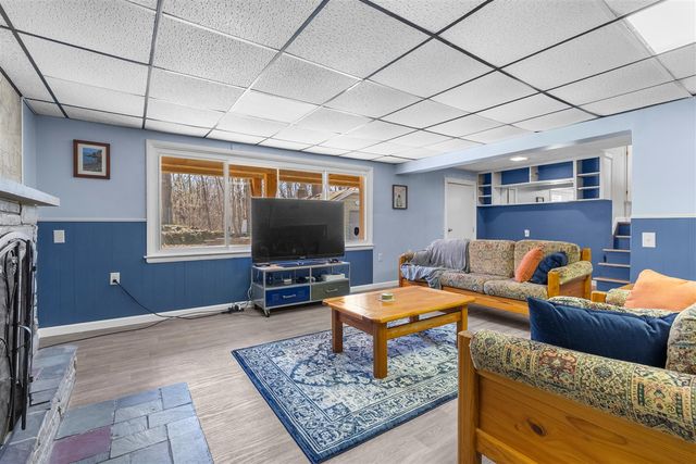 434 Espanola Avenue, Kalamazoo, MI 49004