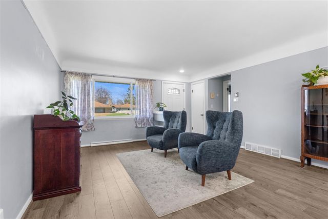 434 Espanola Avenue, Kalamazoo, MI 49004