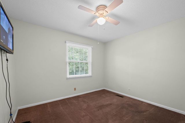 8979 Hensley Road, Hixson, TN 37343