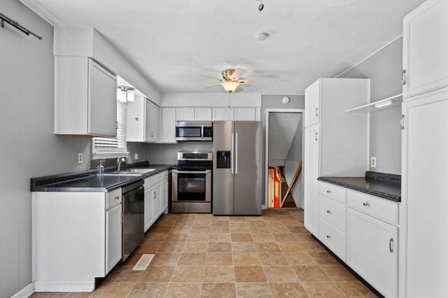 8979 Hensley Road, Hixson, TN 37343