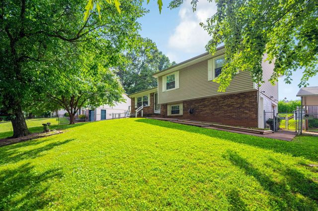 8979 Hensley Road, Hixson, TN 37343
