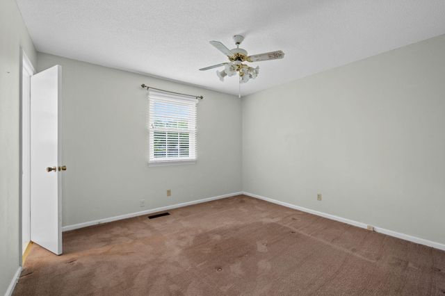 8979 Hensley Road, Hixson, TN 37343