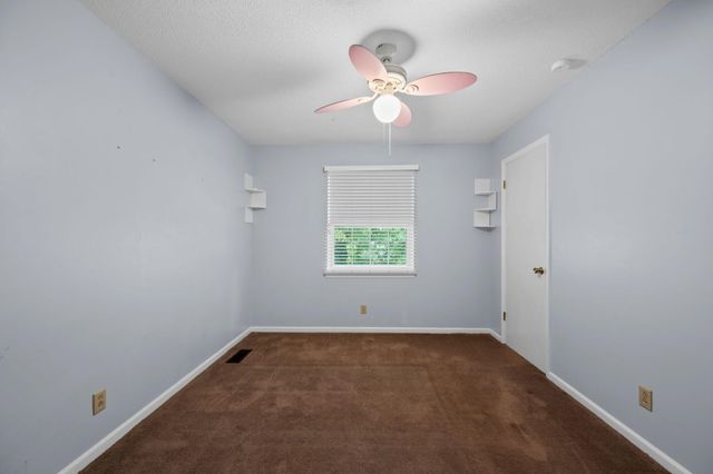 8979 Hensley Road, Hixson, TN 37343