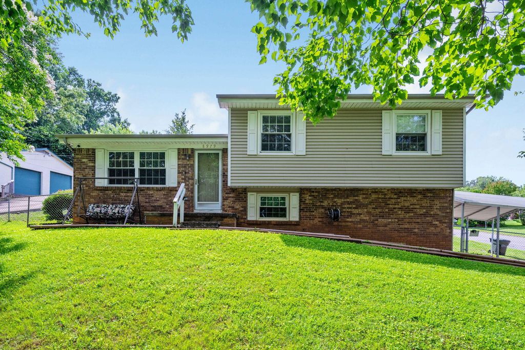 8979 Hensley Road, Hixson, TN 37343