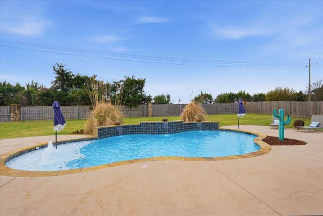 114 Clydesdale Drive, Fate, TX 75087