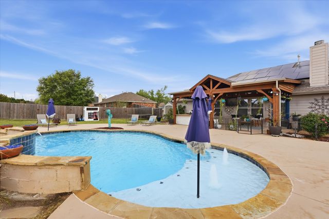 114 Clydesdale Drive, Fate, TX 75087