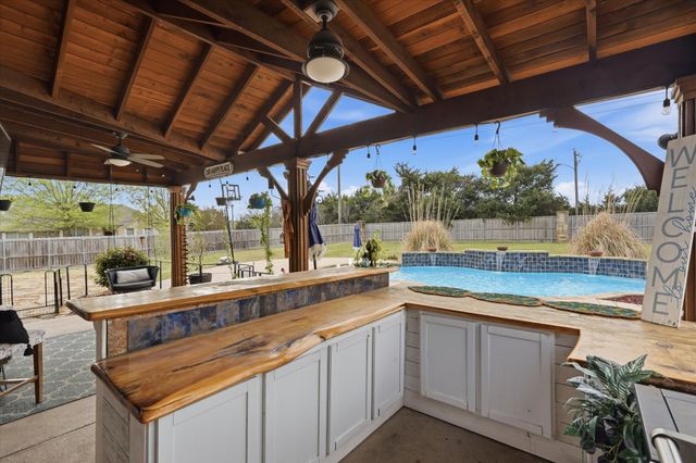 114 Clydesdale Drive, Fate, TX 75087