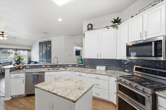 114 Clydesdale Drive, Fate, TX 75087