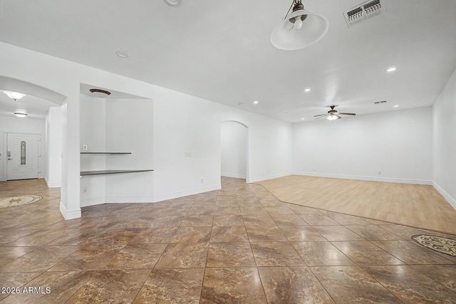 43363 W WILD HORSE Trail, Maricopa, AZ 85138