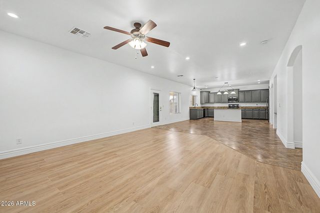 43363 W WILD HORSE Trail, Maricopa, AZ 85138