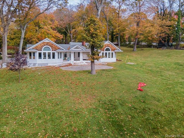 117 Locust Lane, Northport, NY 11768