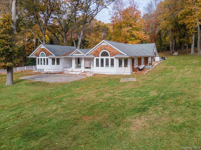 117 Locust Lane, Northport, NY 11768