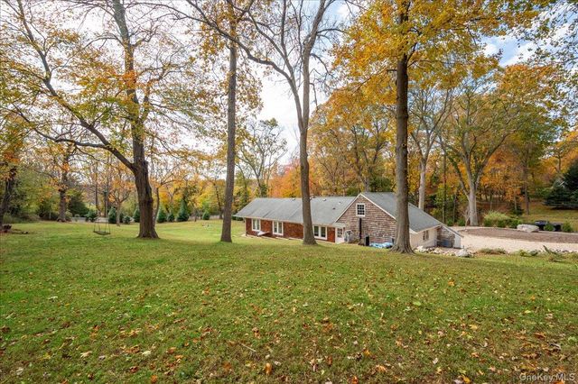 117 Locust Lane, Northport, NY 11768