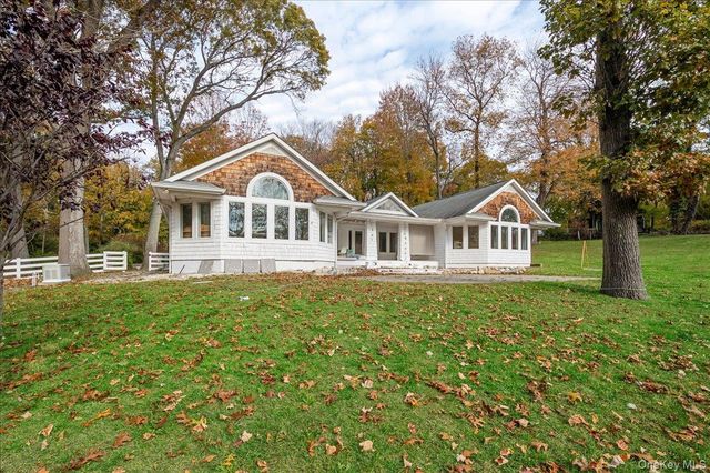 117 Locust Lane, Northport, NY 11768