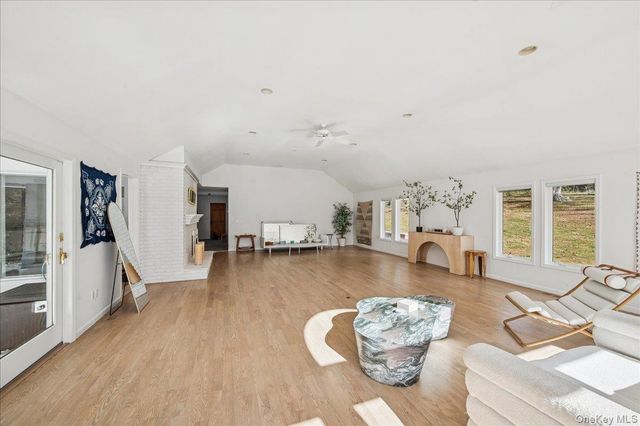 117 Locust Lane, Northport, NY 11768