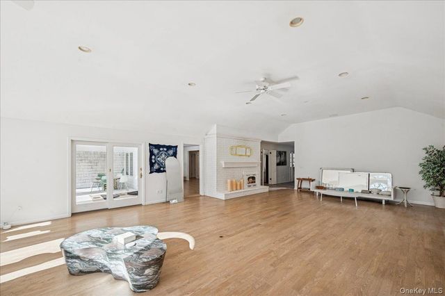 117 Locust Lane, Northport, NY 11768