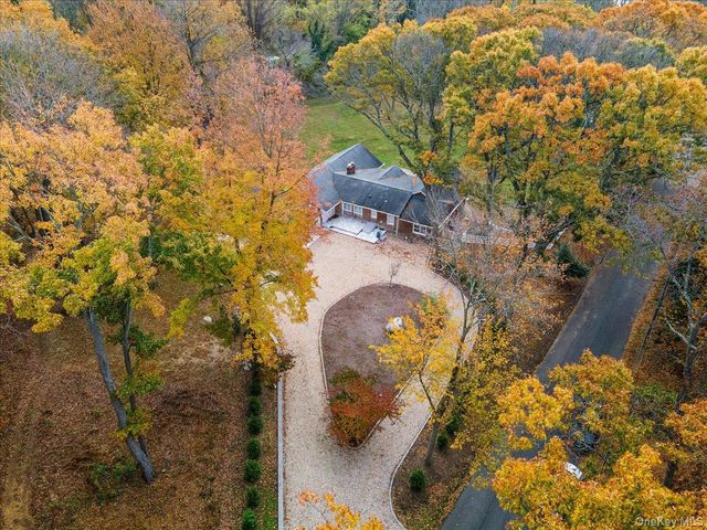 117 Locust Lane, Northport, NY 11768