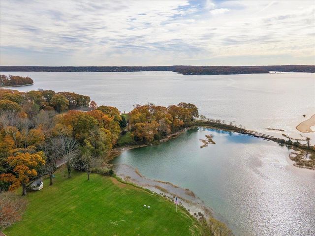 117 Locust Lane, Northport, NY 11768