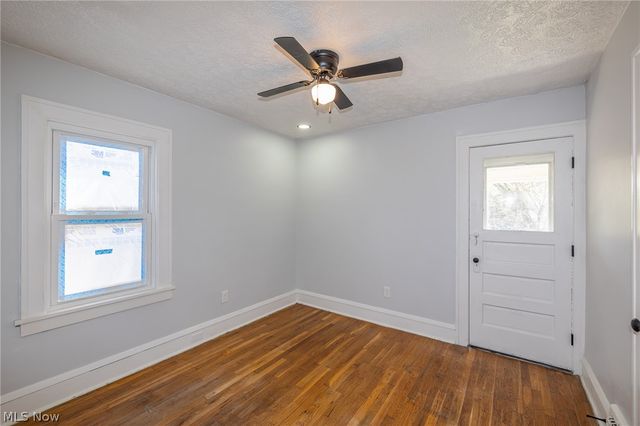 12708 Dove Avenue, Cleveland, OH 44105