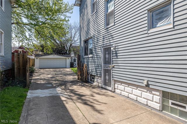 12708 Dove Avenue, Cleveland, OH 44105