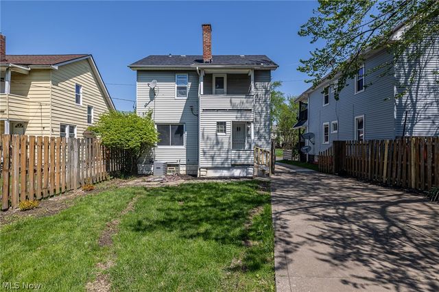 12708 Dove Avenue, Cleveland, OH 44105