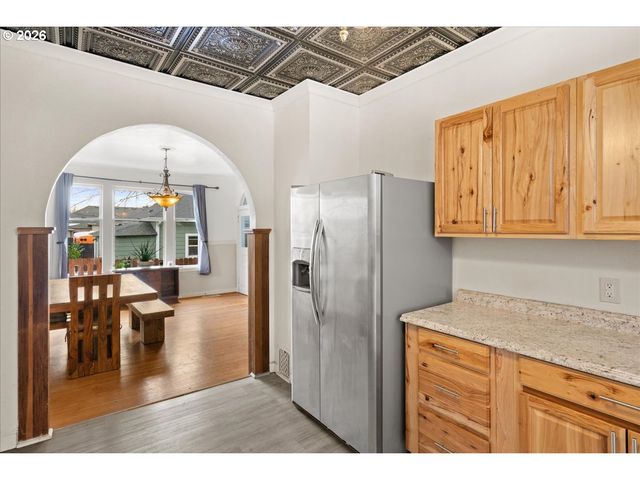 1280 4TH St, Salem, OR 97301