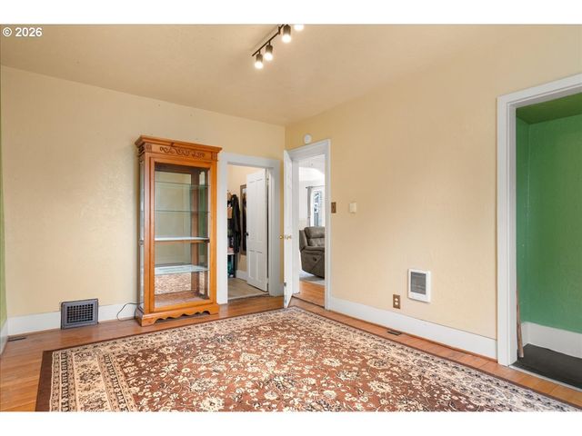 1280 4TH St, Salem, OR 97301