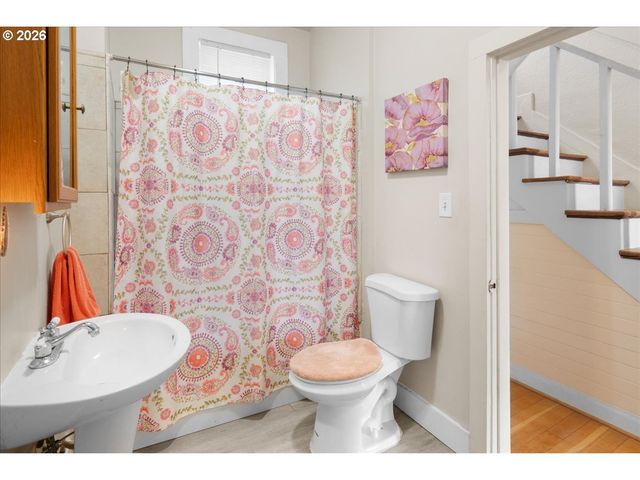 1280 4TH St, Salem, OR 97301