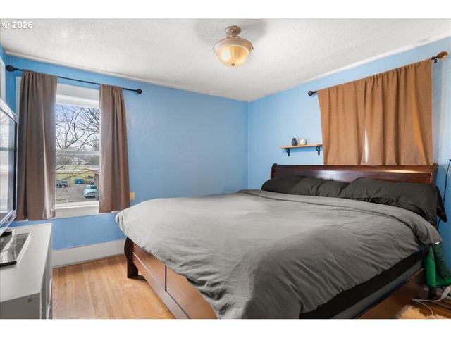 1280 4TH St, Salem, OR 97301