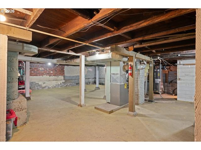 1280 4TH St, Salem, OR 97301