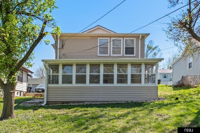 7074 Binney Street, Omaha, NE 68104