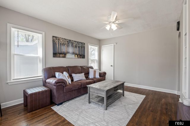 7074 Binney Street, Omaha, NE 68104