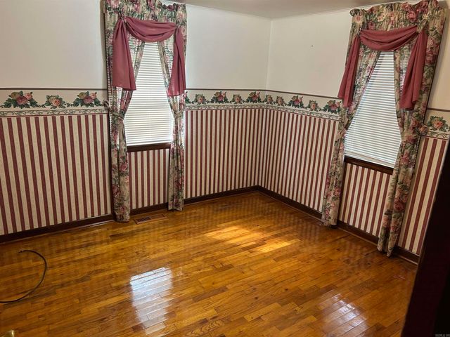 701 N Moose Street, Morrilton, AR 72110