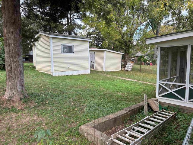 701 N Moose Street, Morrilton, AR 72110