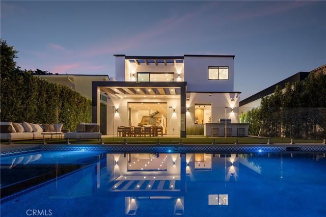 5109 Bluebell Avenue, Valley Village, CA 91607