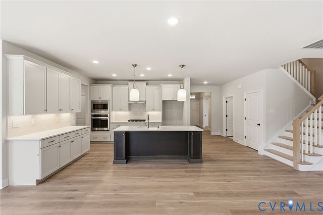 4730 Henry James Cir, Quinton, VA 23141