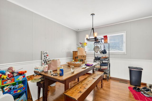 4682 Arnold Avenue, Columbus, OH 43228