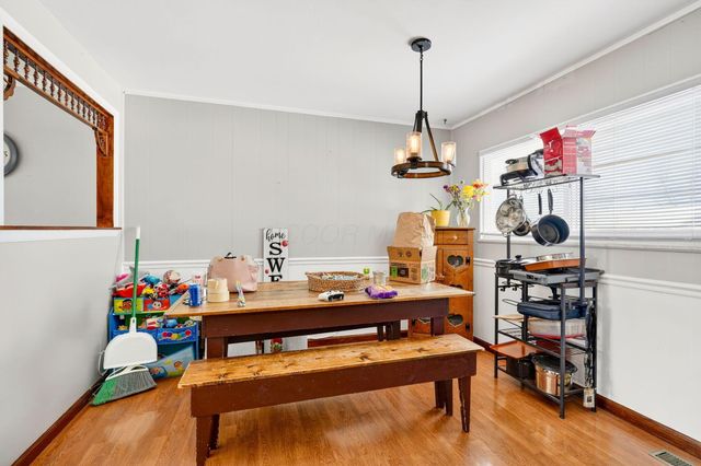 4682 Arnold Avenue, Columbus, OH 43228