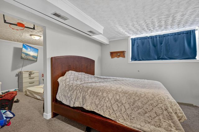 4682 Arnold Avenue, Columbus, OH 43228