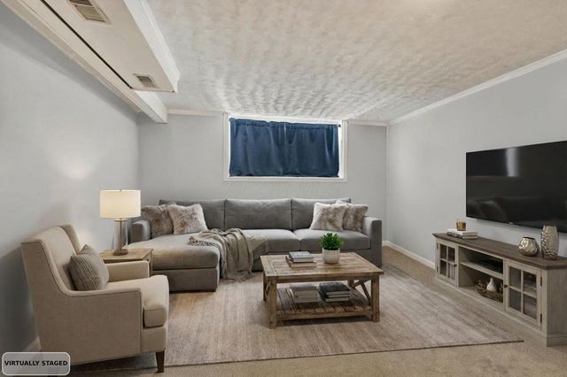 4682 Arnold Avenue, Columbus, OH 43228