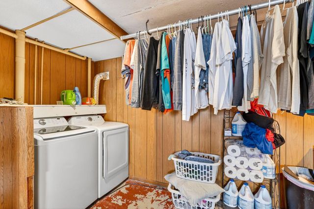 4682 Arnold Avenue, Columbus, OH 43228