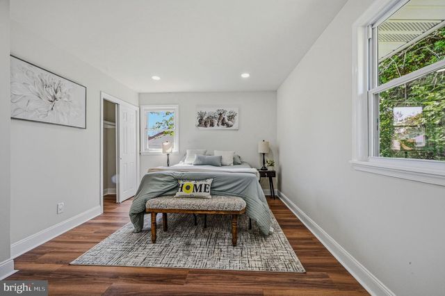 42 BRIARCLIFF DR, New Castle, DE 19720