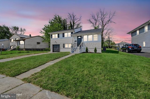 42 BRIARCLIFF DR, New Castle, DE 19720