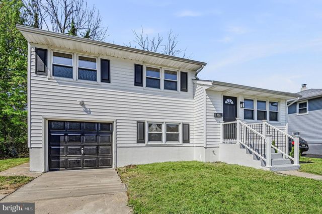 42 BRIARCLIFF DR, New Castle, DE 19720