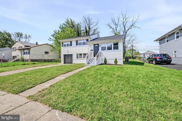 42 BRIARCLIFF DR, New Castle, DE 19720