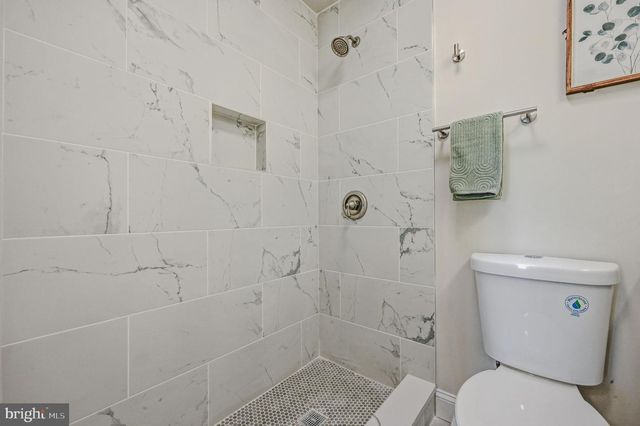 42 BRIARCLIFF DR, New Castle, DE 19720