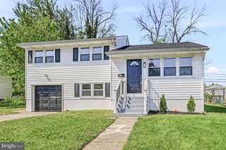 42 BRIARCLIFF DR, New Castle, DE 19720